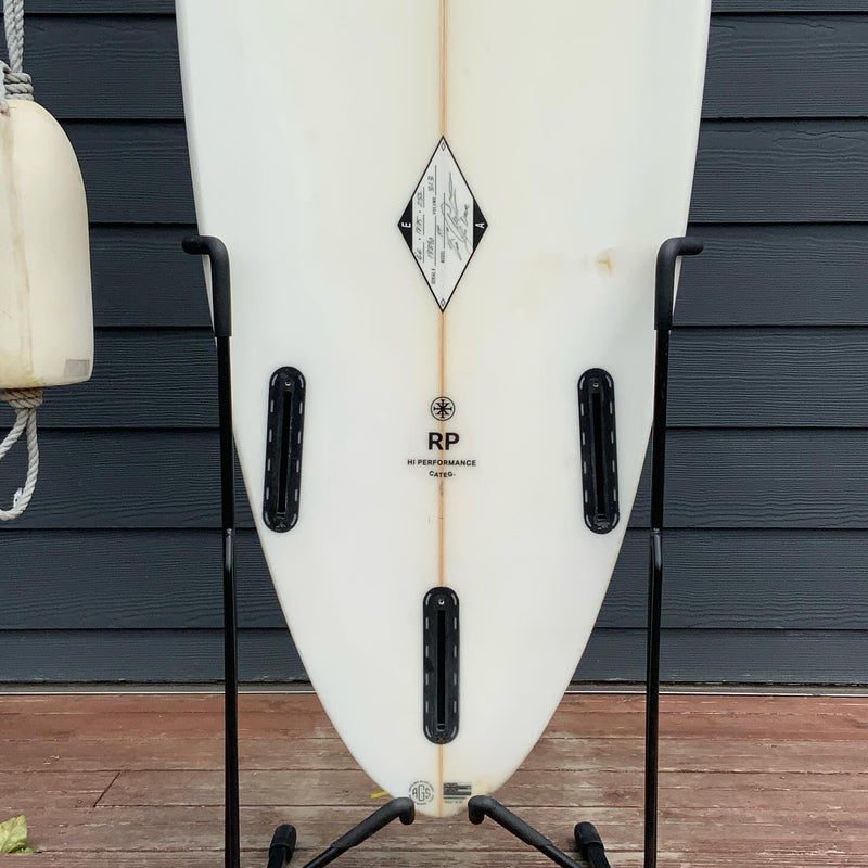 Load image into Gallery viewer, Arakawa RP 6'6 × 18 ¾ × 2 9/16 Surfboard • USED 3