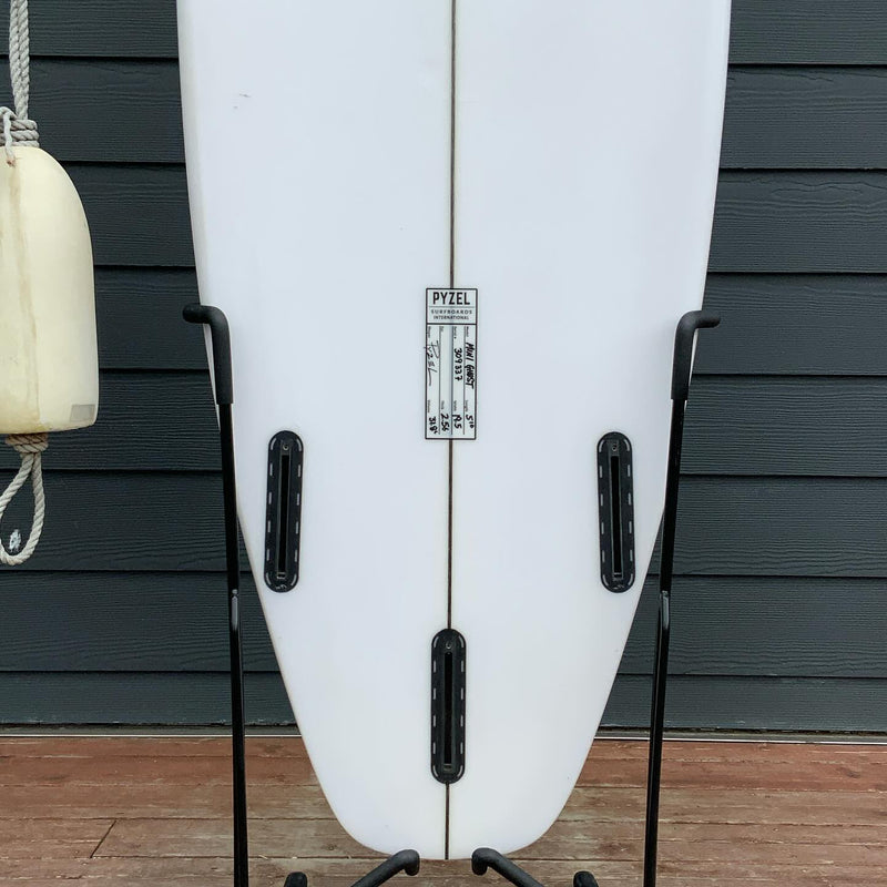 Load image into Gallery viewer, Pyzel Mini Ghost 5'10 × 19 ½ × 2 9/16 Surfboard • USED 3