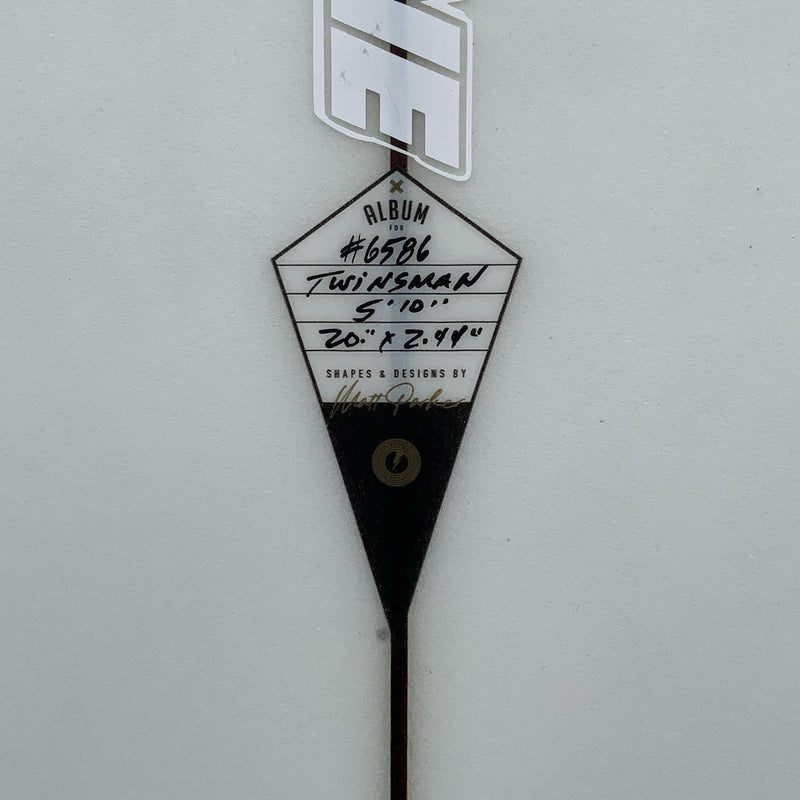 Load image into Gallery viewer, Album Surf Twinsman 5'10 × 20 × 2 7/16 Surfboard • LIKE NEW 4