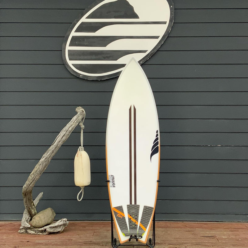 Load image into Gallery viewer, Solid Stealth Fish Bio-Flex 5'5 × 19 ½ × 2.45 Surfboard • USED 1