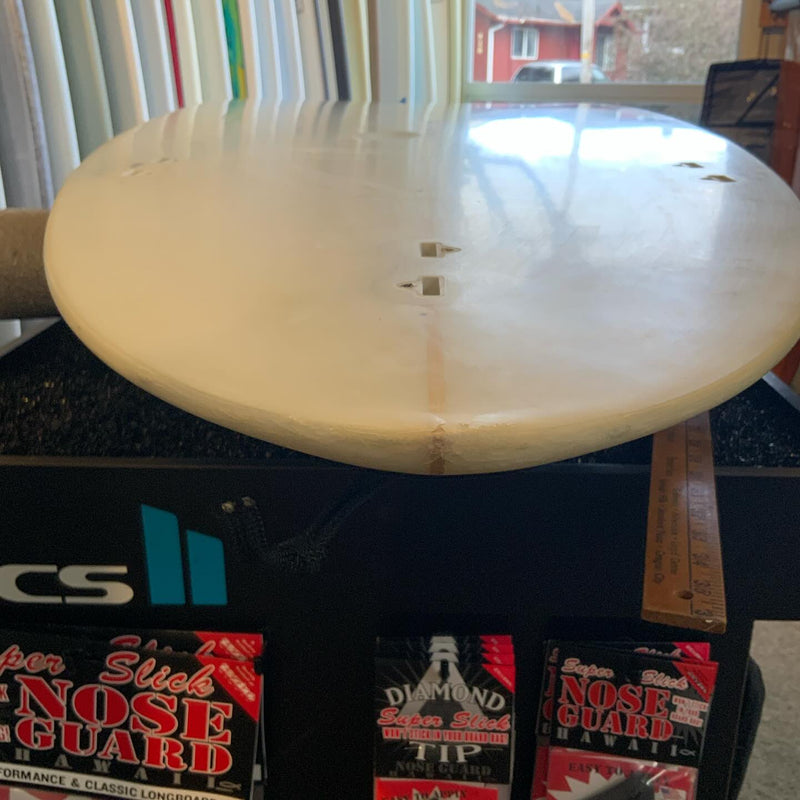 Load image into Gallery viewer, El Oso Custom 6'10 × 21 ½ × 2 ⅘ Surfboard • USED 6