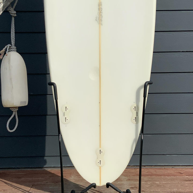 Load image into Gallery viewer, El Oso Custom 6'10 × 21 ½ × 2 ⅘ Surfboard • USED 3