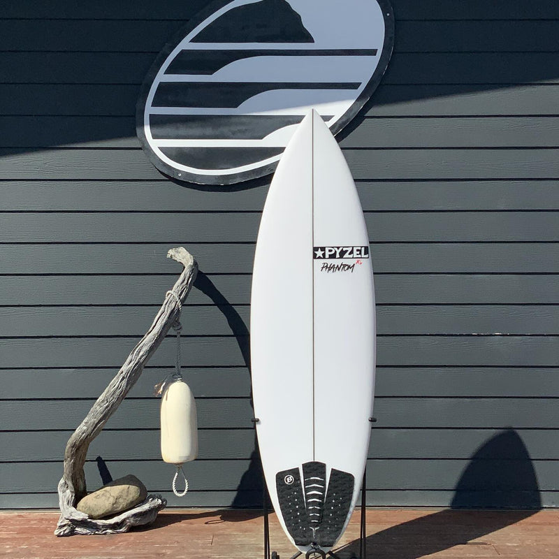 Load image into Gallery viewer, Pyzel Phantom XL 5'8 × 19 ⅜ × 2 11/16 Surfboard • USED 1