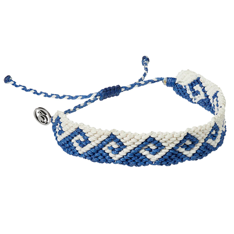 Load image into Gallery viewer, 4Ocean Glow-In-The-Dark Deep Sea Wave Bracelet 1