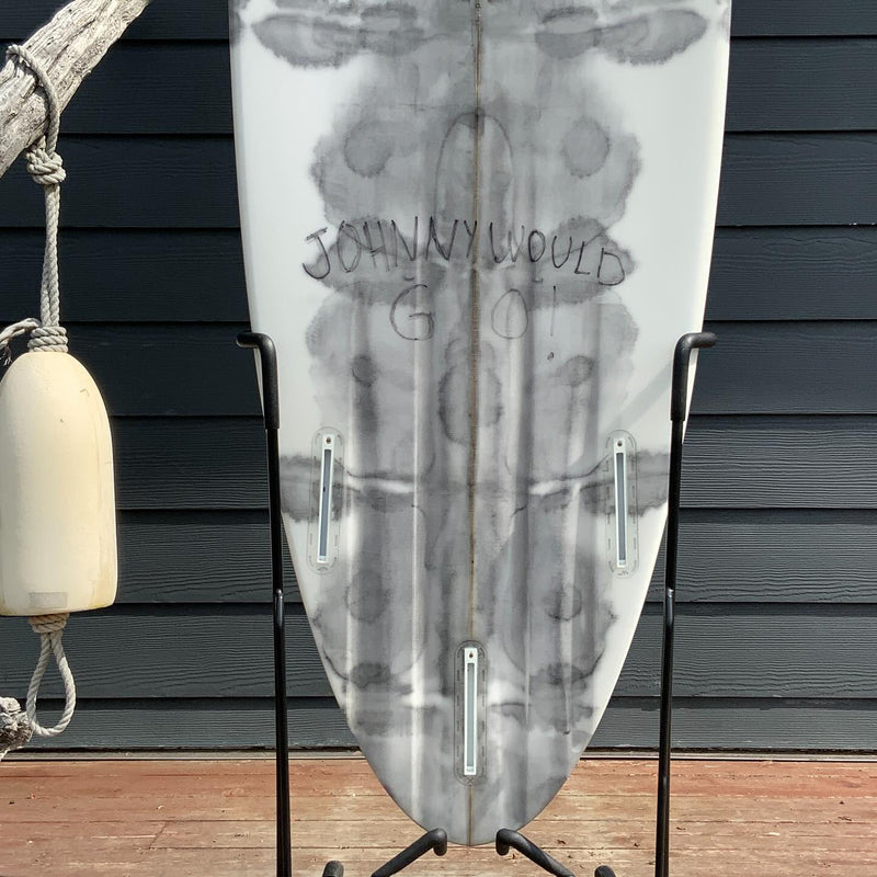 Load image into Gallery viewer, Pace Silverback 6'3 × 19 ½ × 2 ½ Surfboard • USED 3