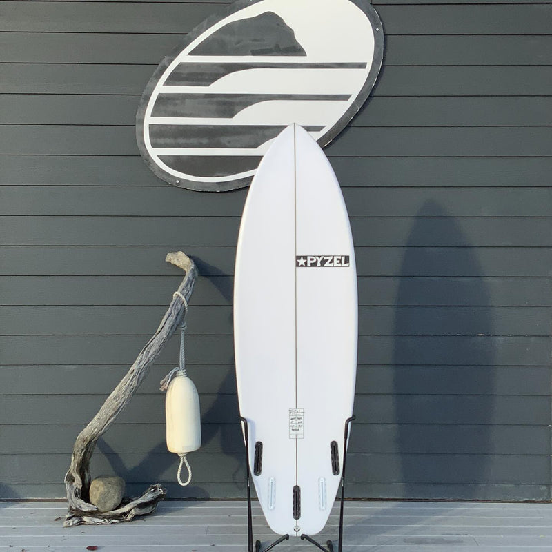 Load image into Gallery viewer, Pyzel White Tiger 5'9 × 20 ¼ × 2 11/16 Surfboard • USED 2