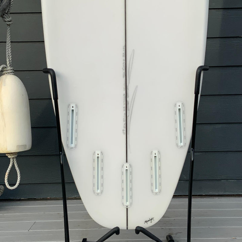 Load image into Gallery viewer, Christenson OP1 5'9 × 20 × 2 9/16 Surfboard • USED 3