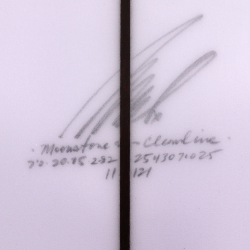 Load image into Gallery viewer, Album Surf Moonstone 7'0 × 20 ¾ × 2 ⅘ Surfboard 4