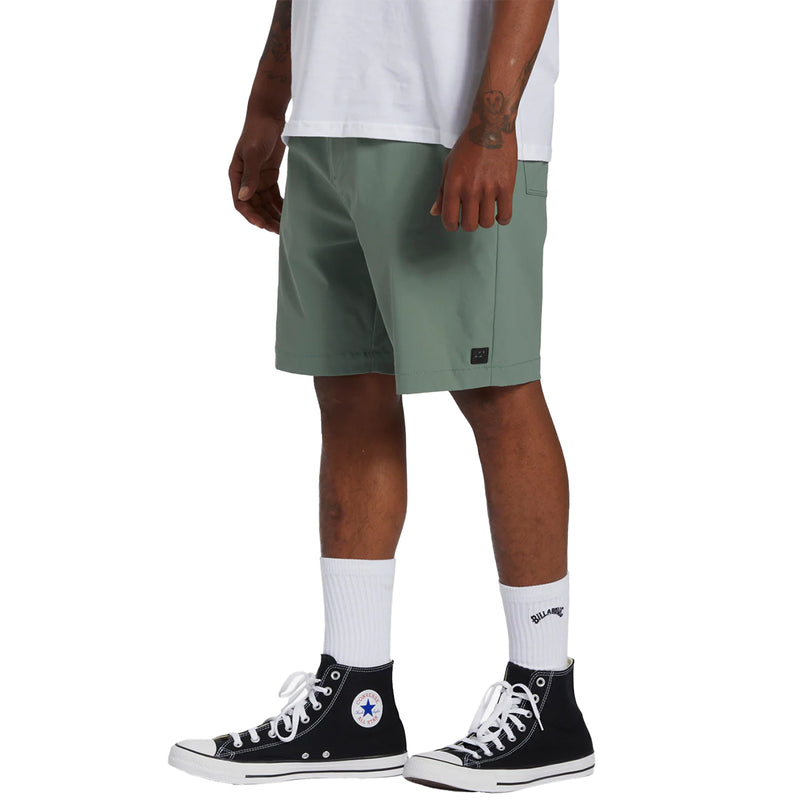 Load image into Gallery viewer, Billabong Surftrek Plus Hybrid 19" Shorts 4