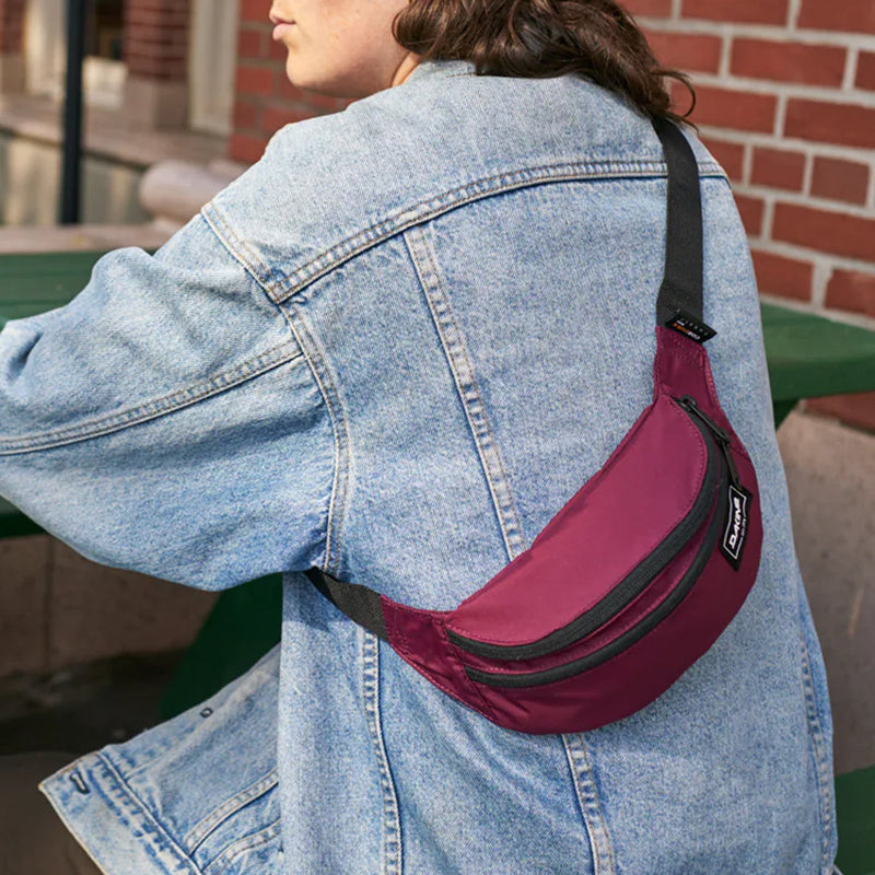 Load image into Gallery viewer, Dakine Classic Hip Pack 7