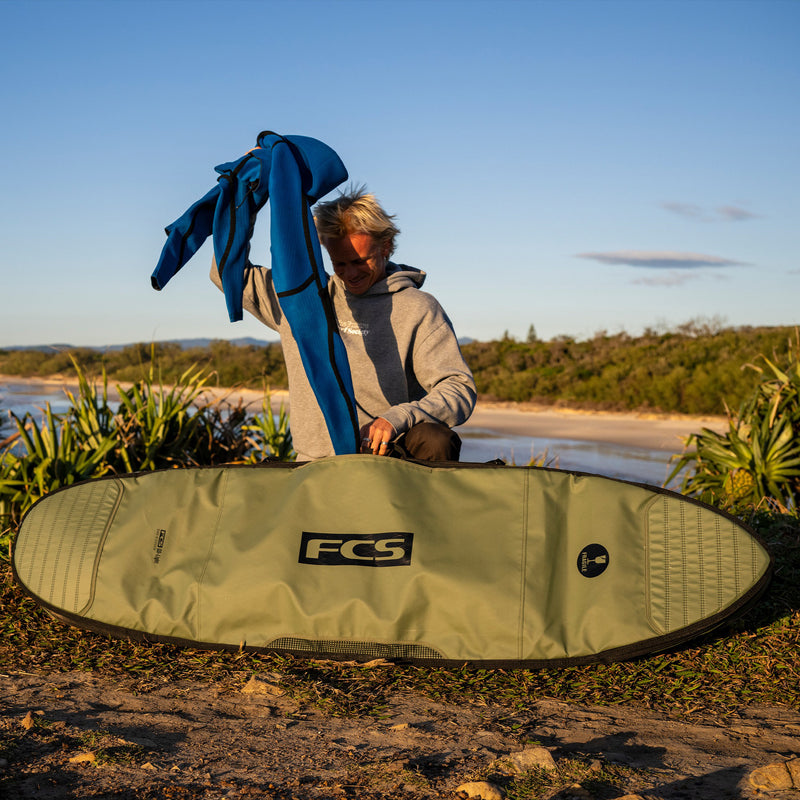 Load image into Gallery viewer, FCS Day-X Cover Mid-Length Day Surfboard Bag 15