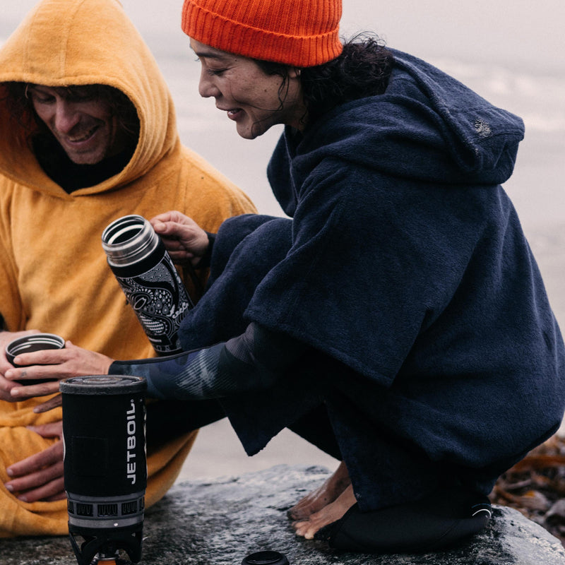 Load image into Gallery viewer, Finisterre Clearwater Robe Hooded Changing Poncho 5