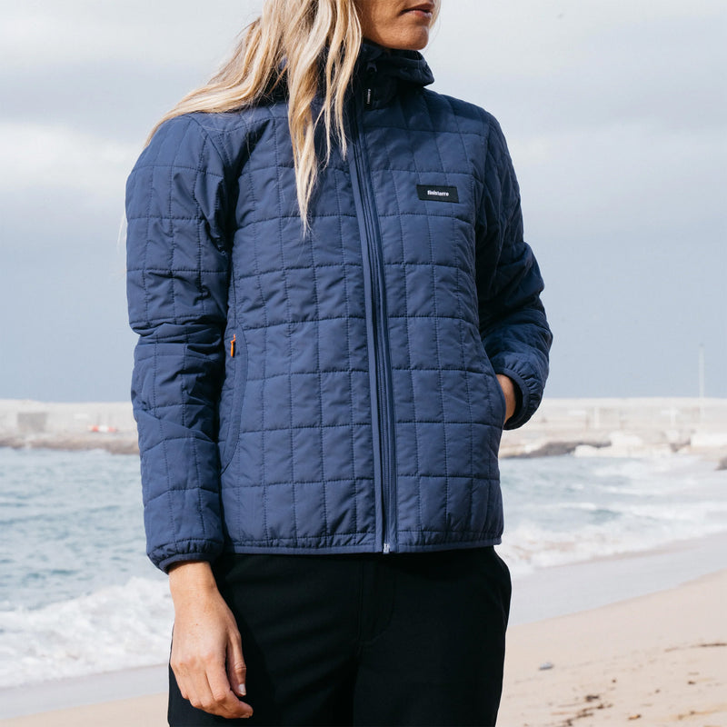 Load image into Gallery viewer, Finisterre Women's Firecrest Hooded Zip-Up Jacket 2