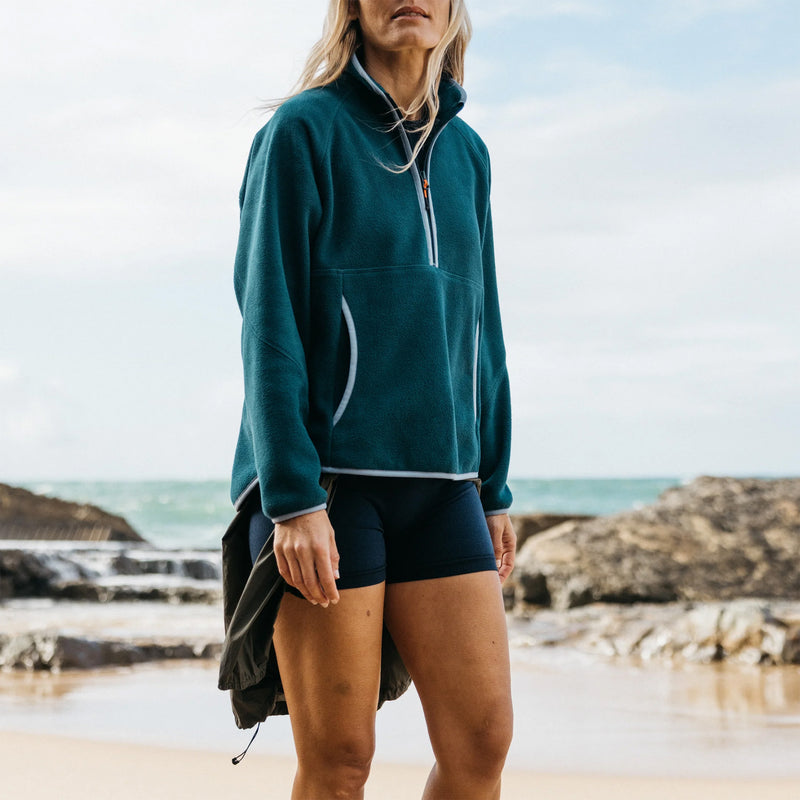 Load image into Gallery viewer, Finisterre Women's Farren Fleece Half-Zip Pullover Jacket 2