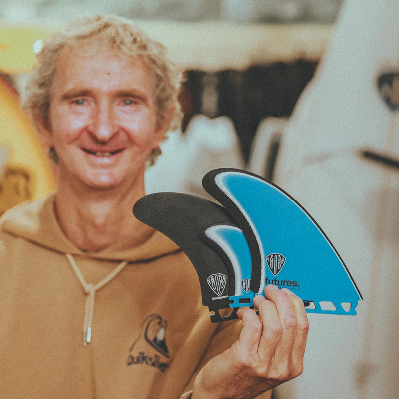 Load image into Gallery viewer, Futures Mark Richards Twin + 1 Fin Set 4