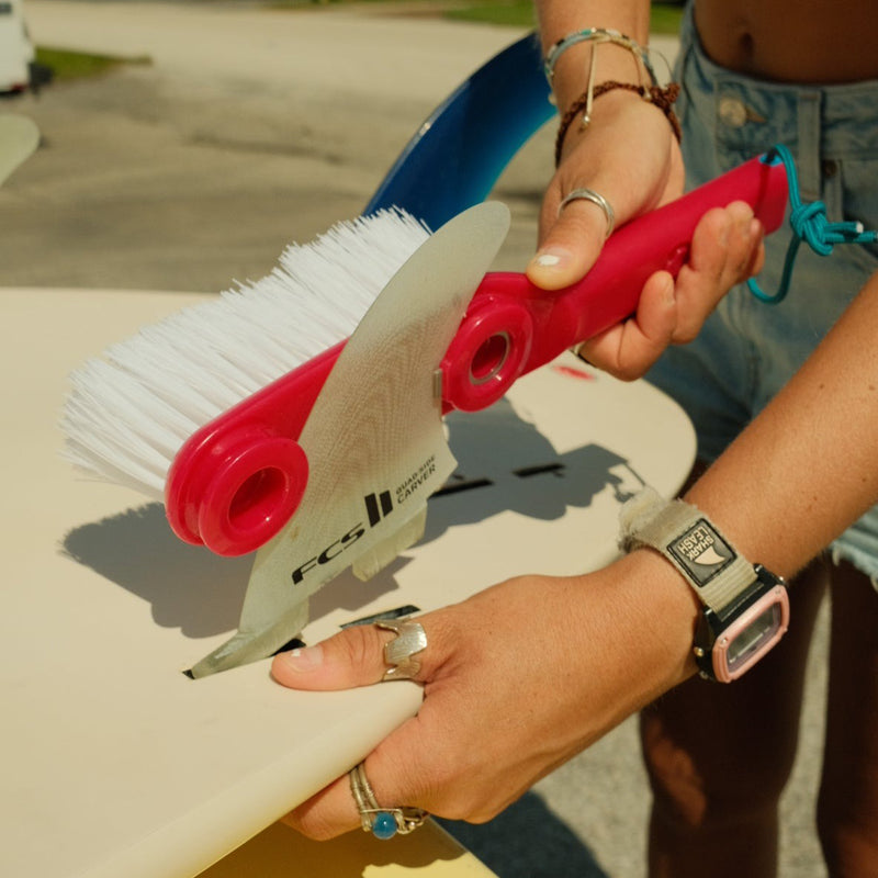 Load image into Gallery viewer, Liss The Clean Fin 6-in-1 Multi Surf Tool 8