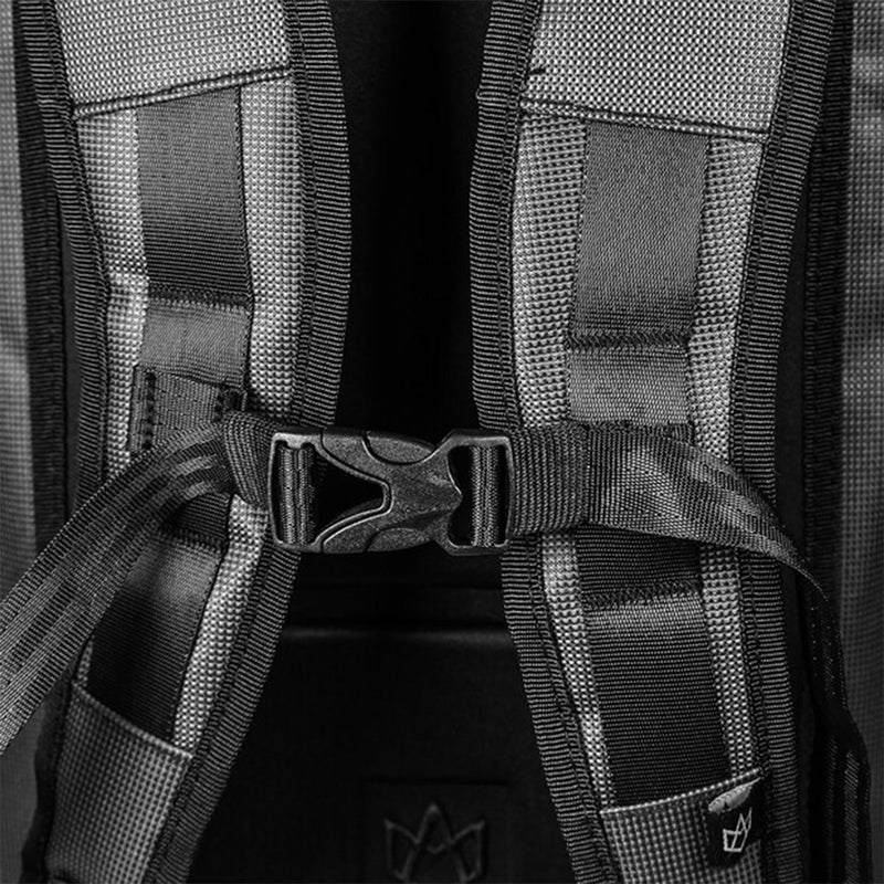 Load image into Gallery viewer, Manera Rugged Duffel Roll-Top Surf Pack Backpack - 30L 6