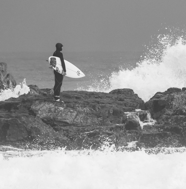 Load image into Gallery viewer, Manera Magma Steamer 6/4 Hooded Chest-Zip Wetsuit • 2024 22