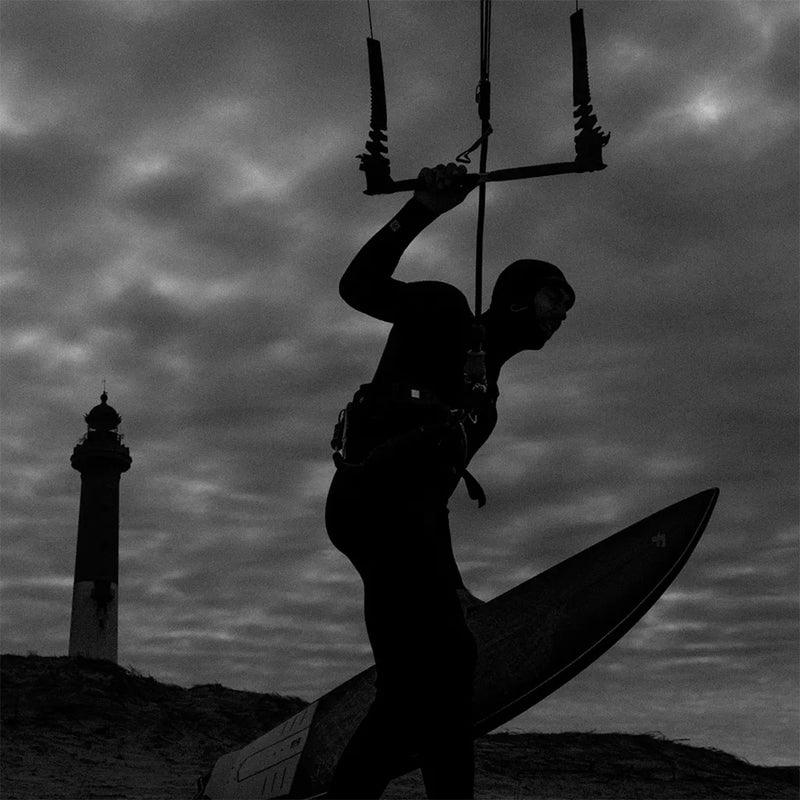 Load image into Gallery viewer, Manera Seafarer 4/3 Hooded U-Zip Wetsuit 8