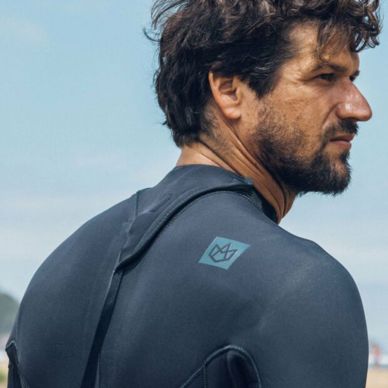 Load image into Gallery viewer, Manera Seafarer 4/3 Back-Zip Wetsuit • 2024 15