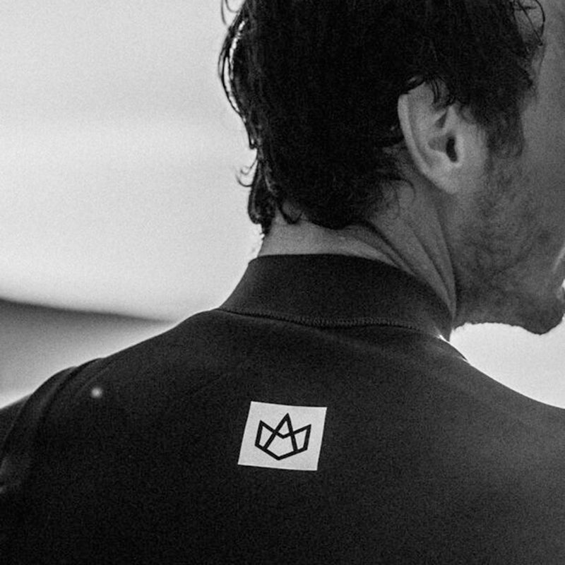 Load image into Gallery viewer, Manera Seafarer 3/2 Chest-Zip Wetsuit • 2024 11