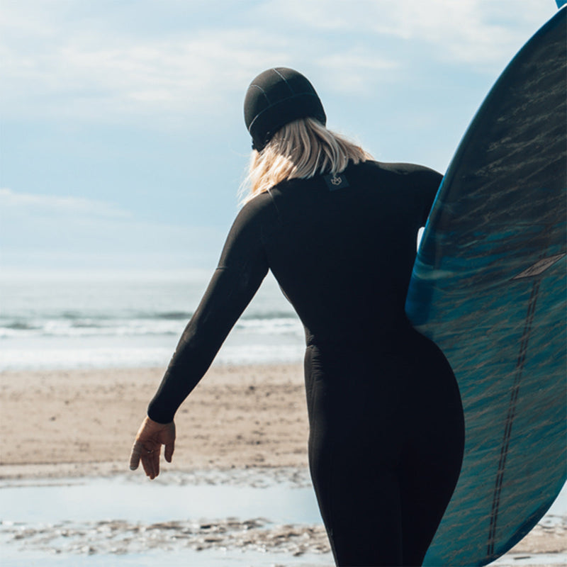 Load image into Gallery viewer, Manera Women's Magma Meteor 4/3 Chest-Zip Wetsuit • 2023 20