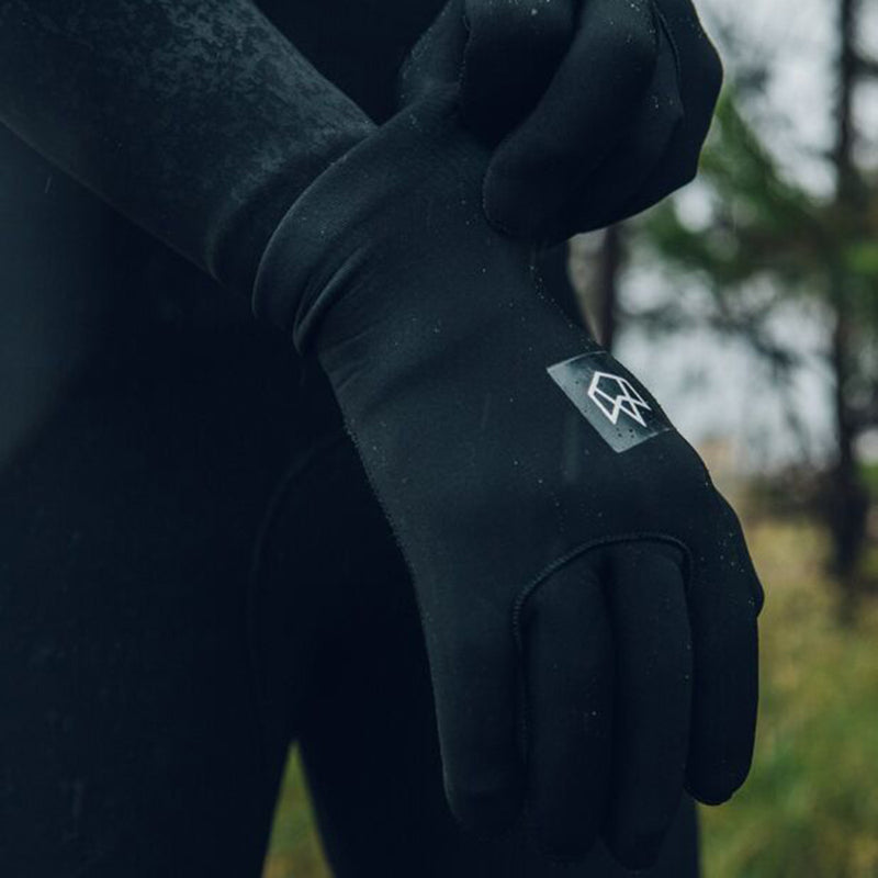 Load image into Gallery viewer, Manera X10D 2mm Gloves 9