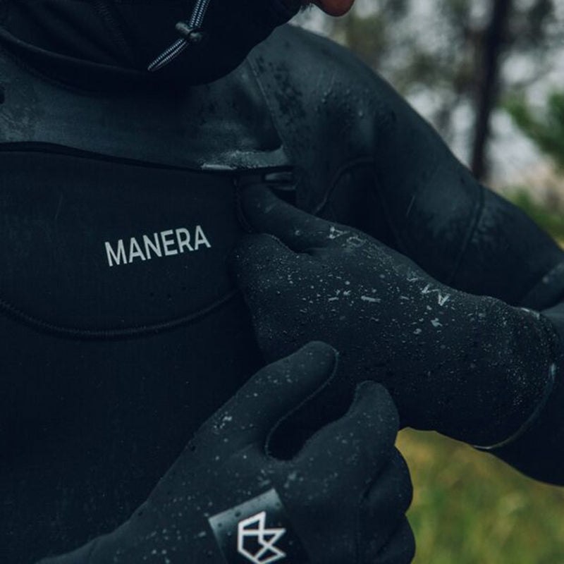 Load image into Gallery viewer, Manera X10D 2mm Gloves 11