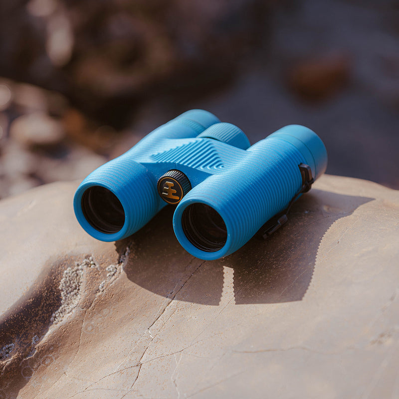 Load image into Gallery viewer, Nocs Provisions Field Issue 8×32 Waterproof Binoculars 18