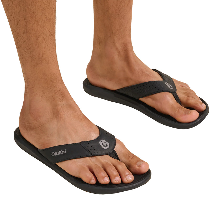 Load image into Gallery viewer, OluKai Pili Sandals 4