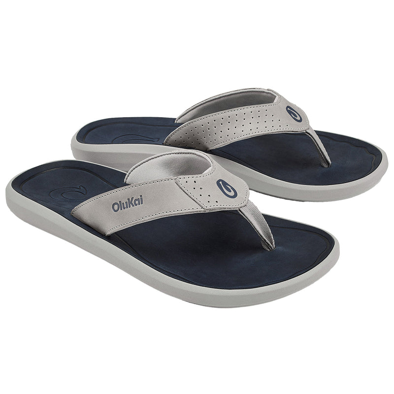 Load image into Gallery viewer, OluKai Pili Sandals 13