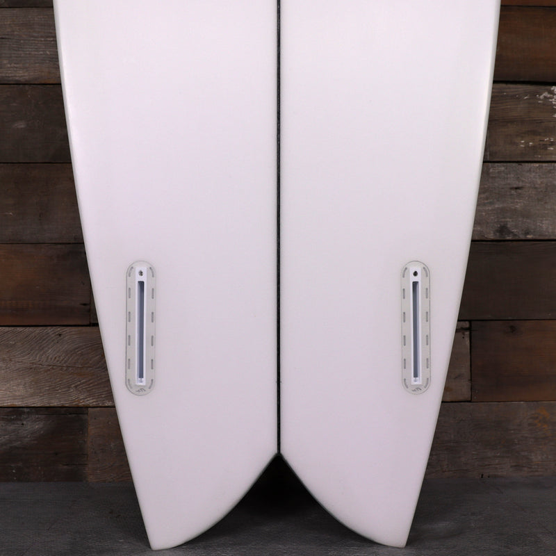 Load image into Gallery viewer, Pace Cascadia Fish 5'10 × 21 × 2 9/16 Surfboard - Marble 3