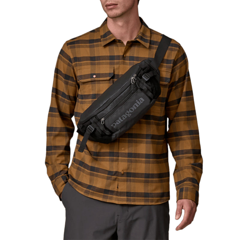 Load image into Gallery viewer, Patagonia Black Hole Waist Pack - 5L 3