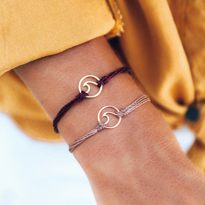 Load image into Gallery viewer, Pura Vida Women's Gold Wave Bracelet 3