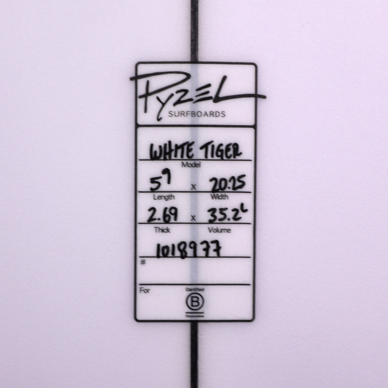 Load image into Gallery viewer, Pyzel White Tiger 5'9 × 20 ¼ × 2 11/16 Surfboard 4