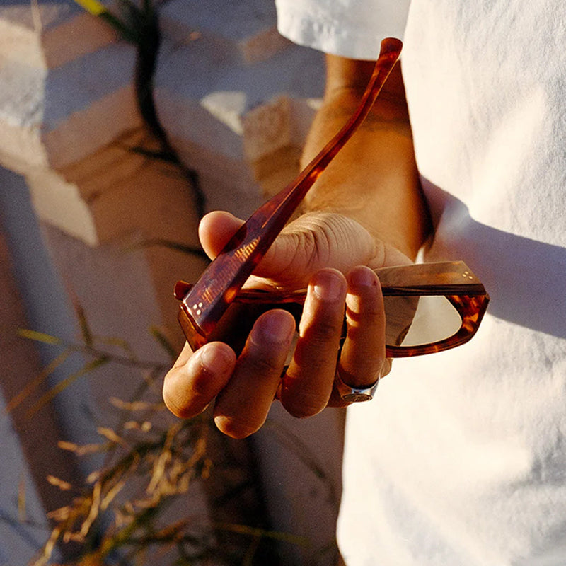 Load image into Gallery viewer, RAEN Zouk Sunglasses - Oso Tortoise/Monsoon 8