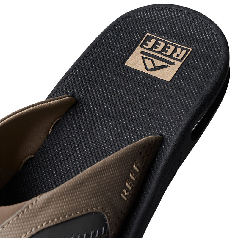 Load image into Gallery viewer, REEF Fanning Sandals 8