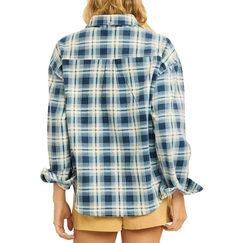 Load image into Gallery viewer, Sisstr Women's Night Waves E-Cozy Long Sleeve Button-Up Fleece Overshirt 2