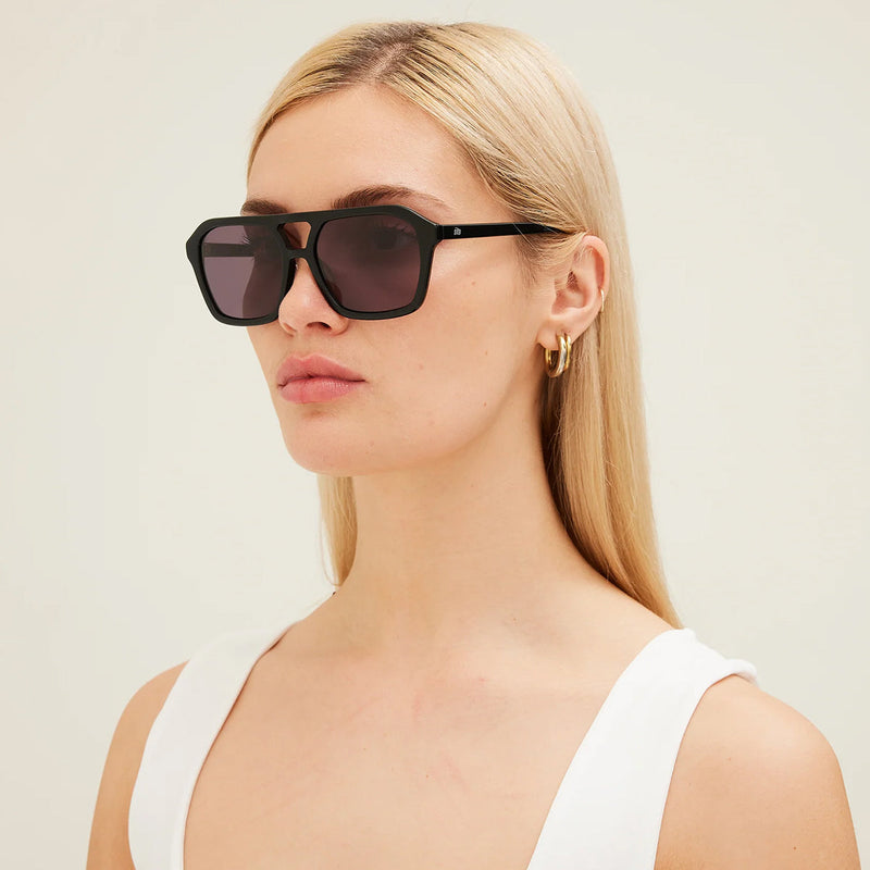 Load image into Gallery viewer, Sito The Void Polarized Sunglasses - Black/Iron Gray 7