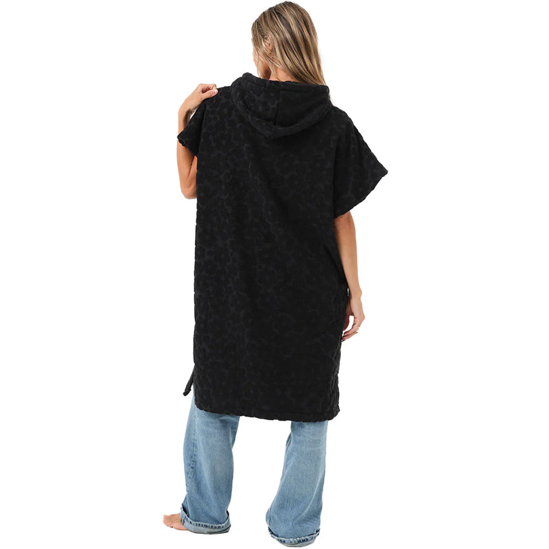 Load image into Gallery viewer, Slowtide Ginny Hooded Changing Poncho 14