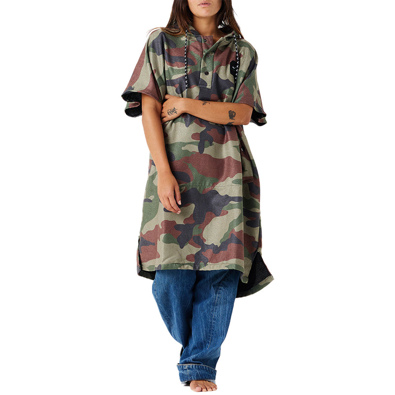 Load image into Gallery viewer, Slowtide Quick-Dry Hooded Changing Poncho 2