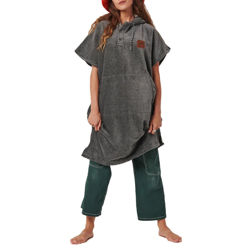 Load image into Gallery viewer, Slowtide The Digs Hooded Changing Poncho 23