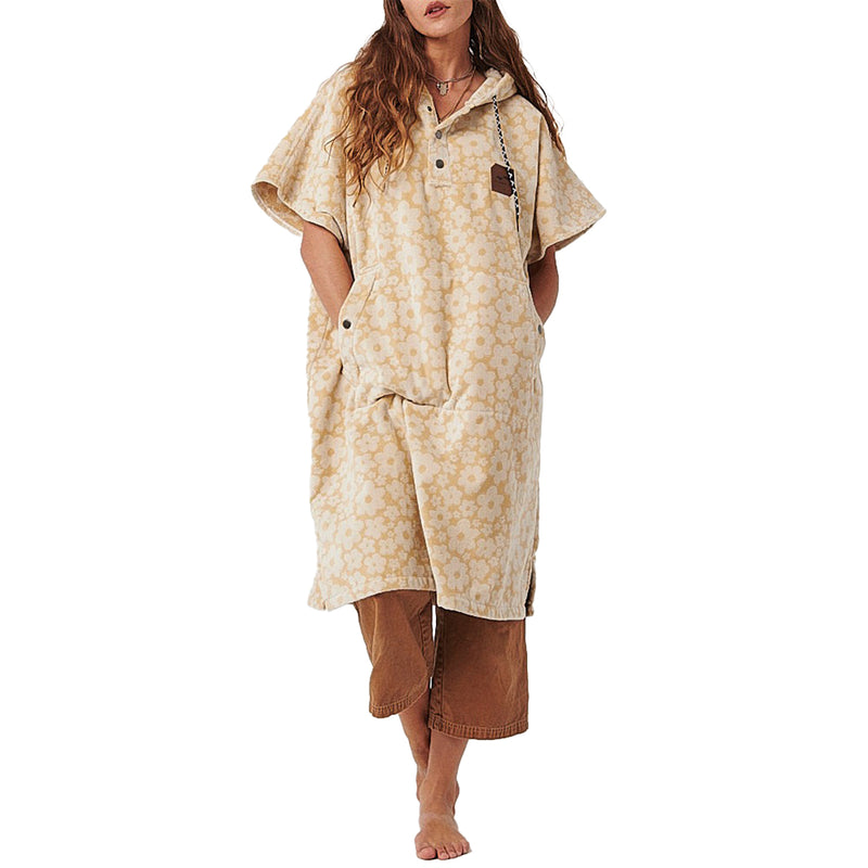 Load image into Gallery viewer, Slowtide Ginny Hooded Changing Poncho 1