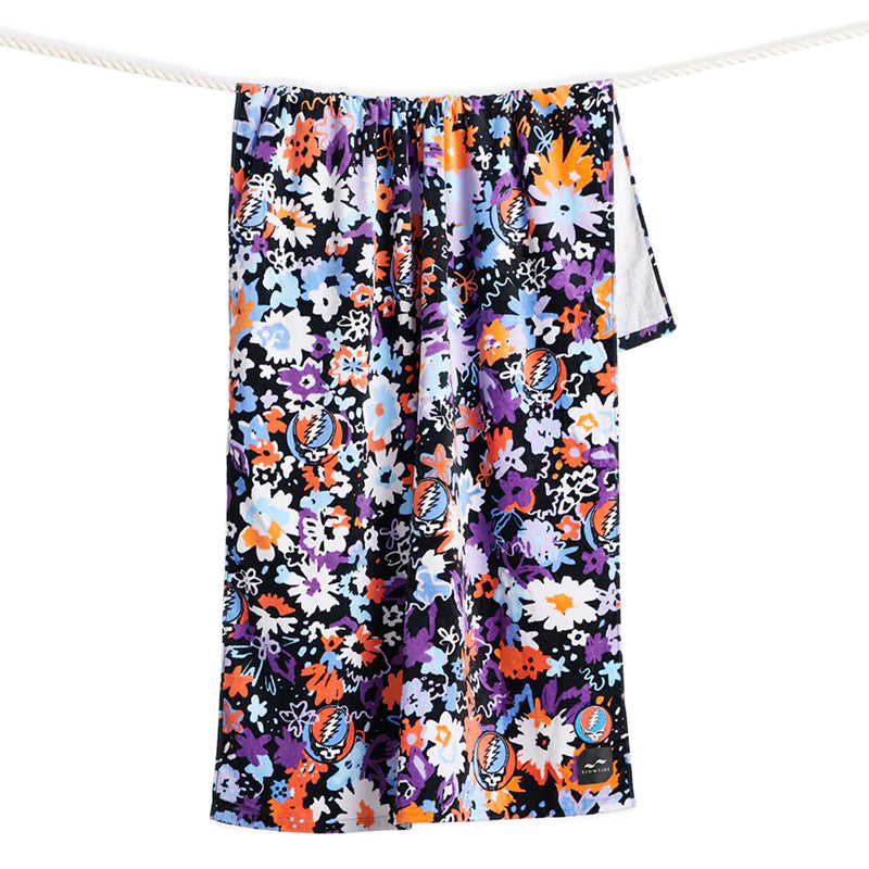 Load image into Gallery viewer, Slowtide Dead Flowers Beach Towel 3