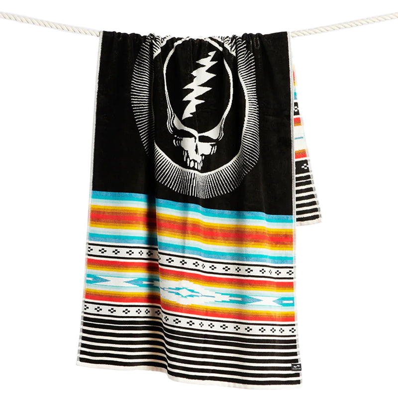 Load image into Gallery viewer, Slowtide Frisco Premium Beach Towel 2