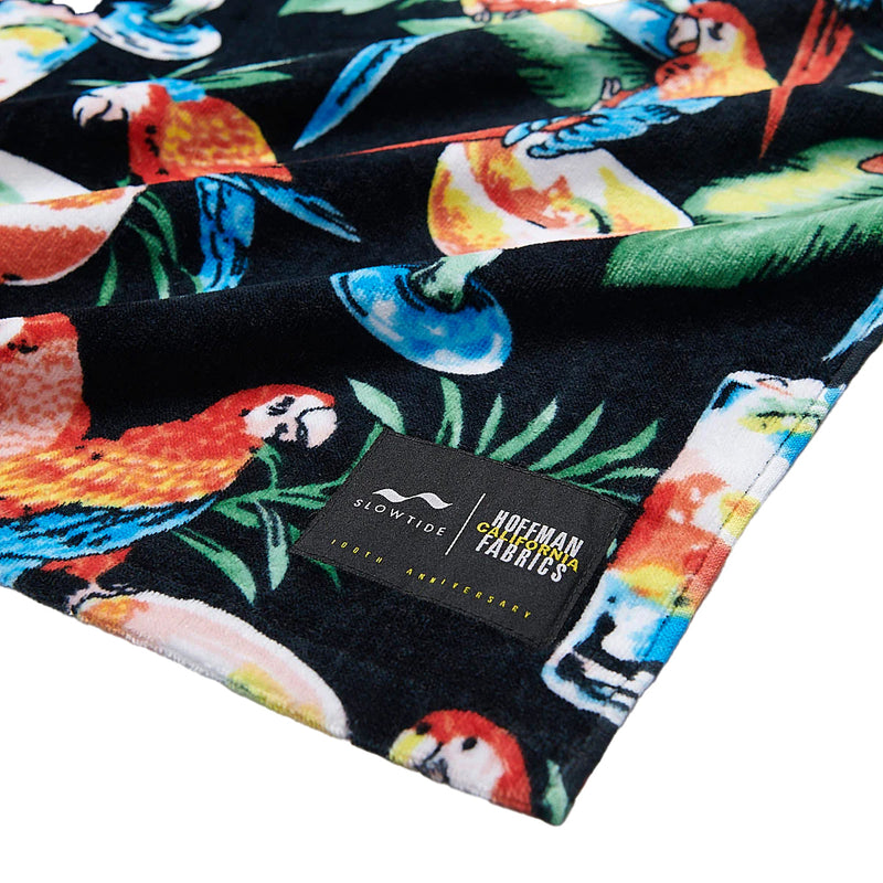 Load image into Gallery viewer, Slowtide Cocktail Party Beach Towel 2