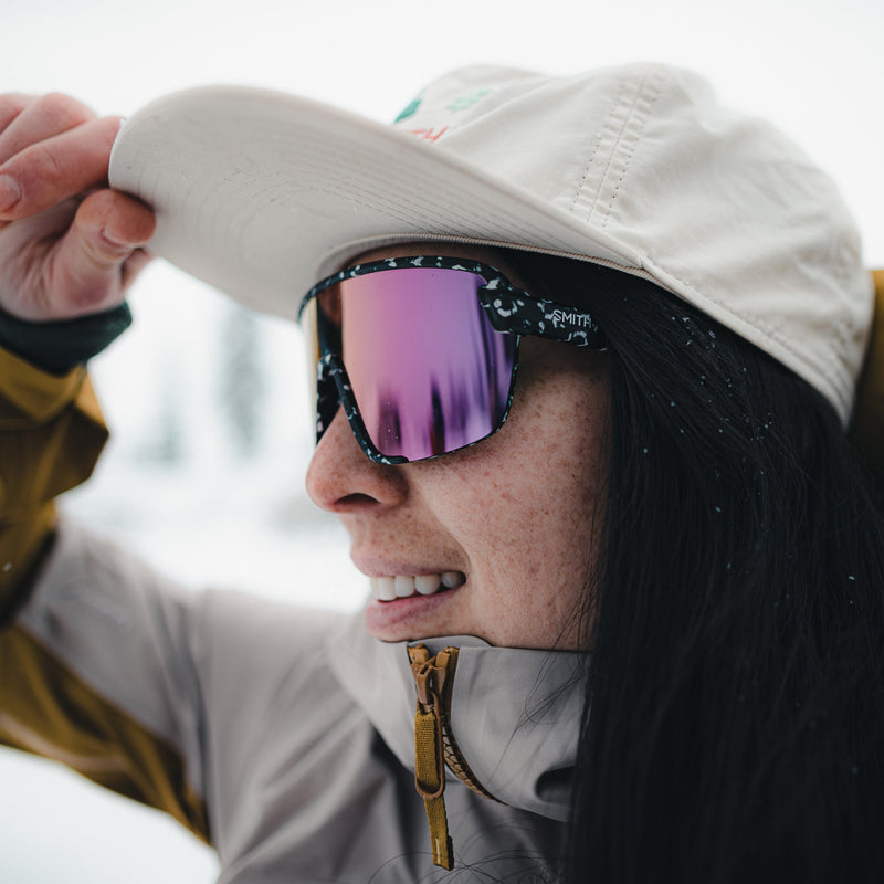 Load image into Gallery viewer, SMITH Women's Bobcat Sunglasses - Matte Black Marble/ChromaPop Violet 6
