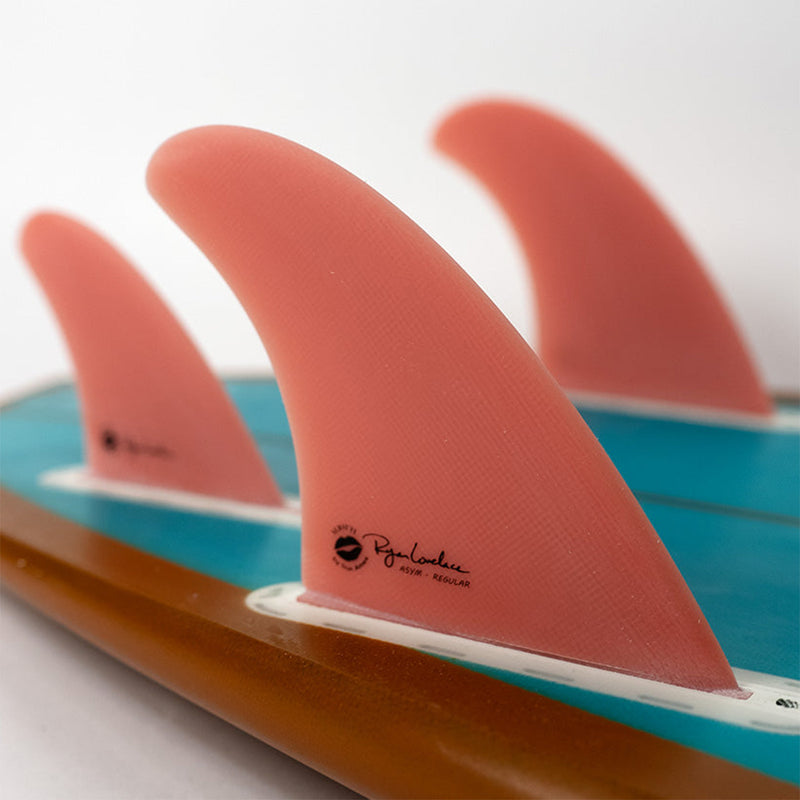 Load image into Gallery viewer, True Ames Lovelace × William Aliotti Asym Regular Single Tab Tri-Fin Set 3