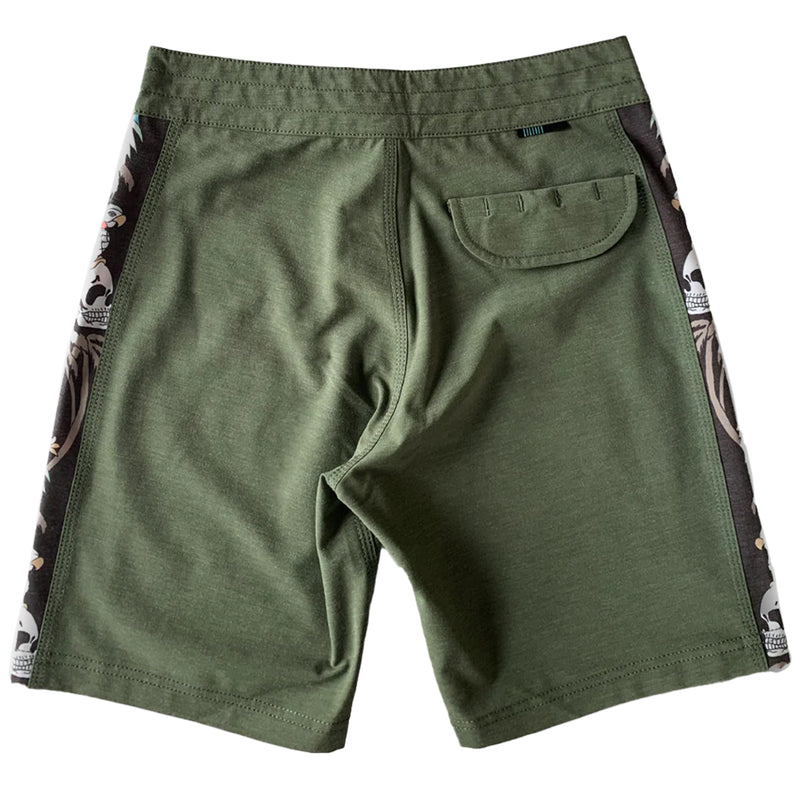 Load image into Gallery viewer, Vissla Youth Parrodise 17" Boardshorts 2