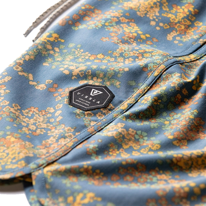 Load image into Gallery viewer, Vissla Botanica 18.5" Boardshorts 4